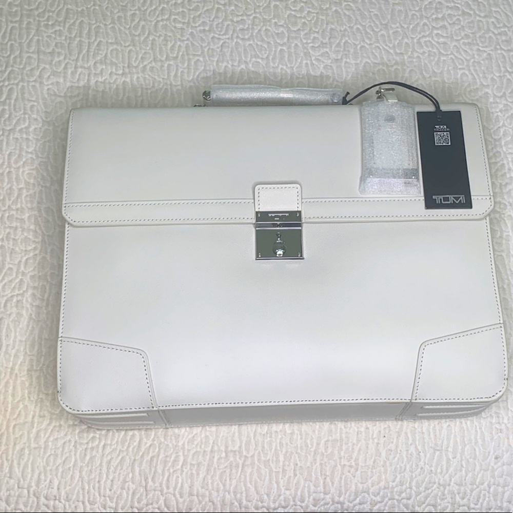 COPY - Tumi Business Brief Case